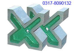 鑄鐵平板平臺,劃線檢驗平板平臺,方箱彎板平尺角尺,檢驗機械工量具,玻璃模具設計開發制造,花崗石量具,產品信息 河北利華工量具模具